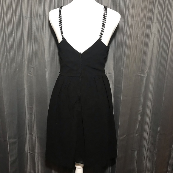 Dress - Picture 5 of 8